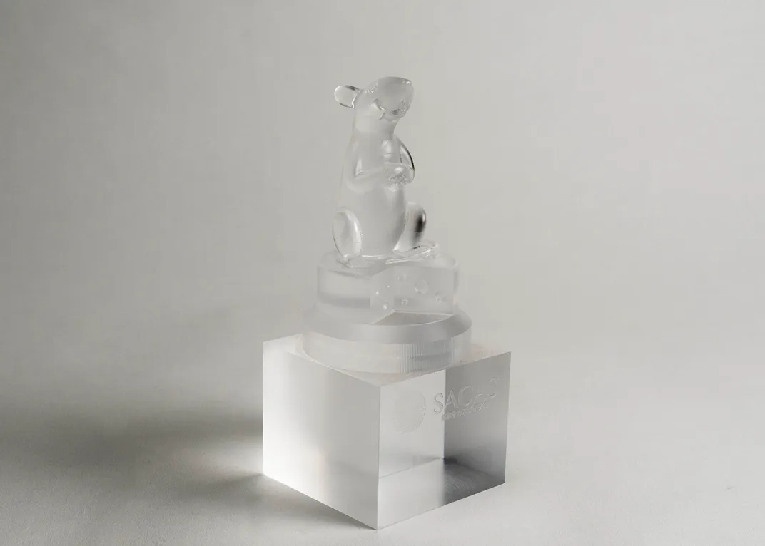 高精度・短納期・複雑形状の実現が可能 高度な要望に応えるアクリル加工パートナー