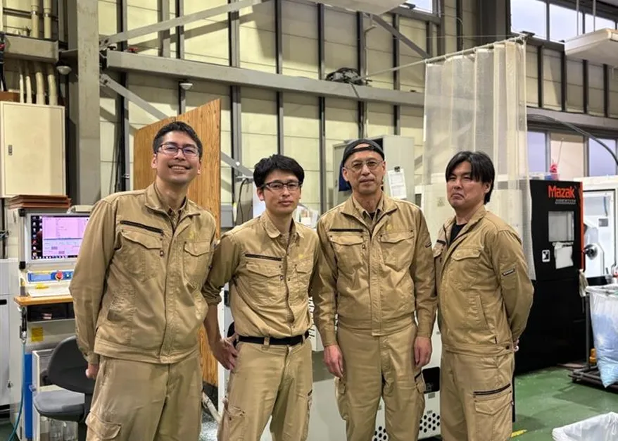 プラスチック素材の加工・製作を専門とするプロフェッショナル集団です